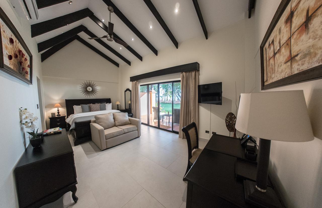 Sunset Del Mar Beach Resort Esterillos Este Luaran gambar